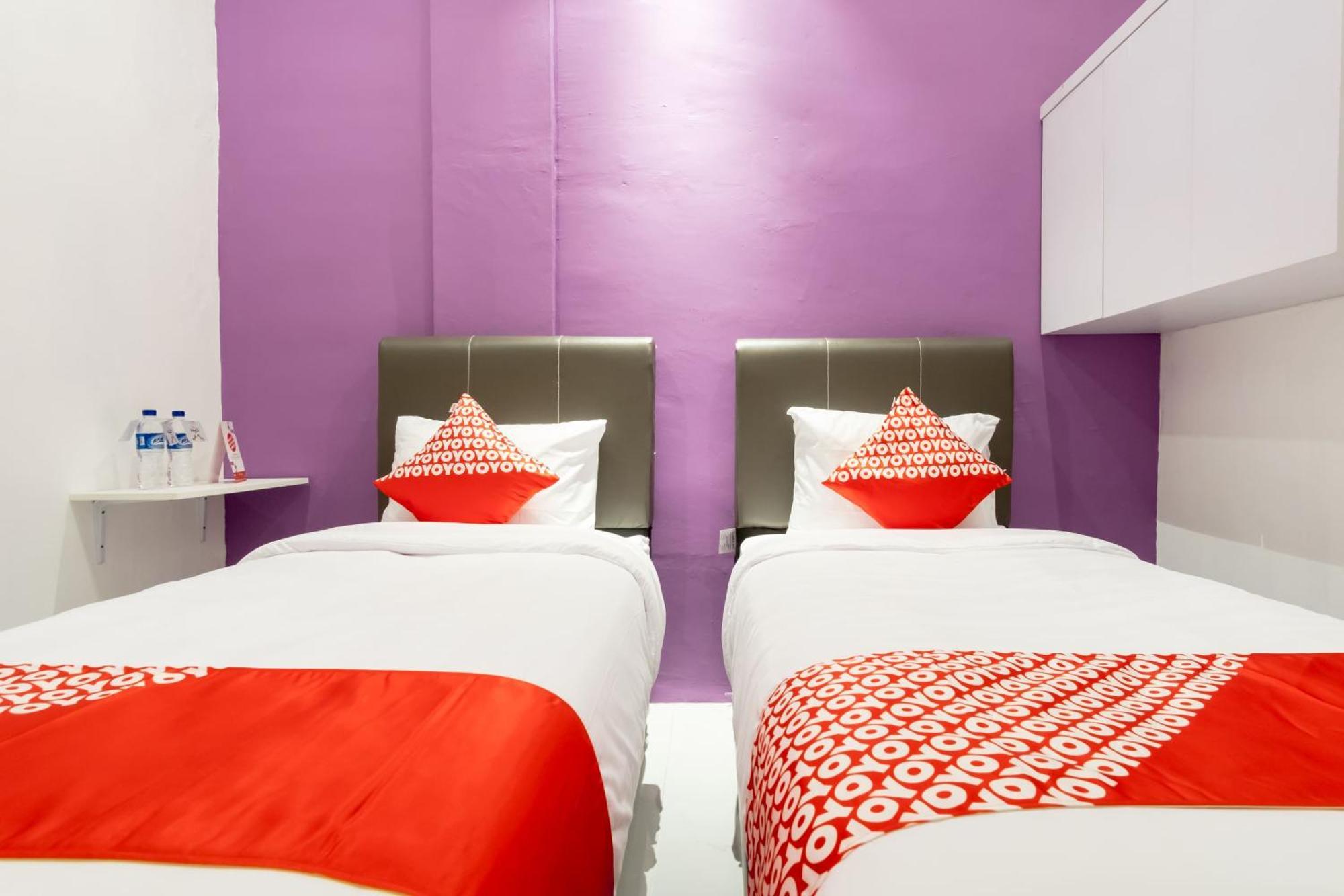 Super Oyo 839 Royal Guest House Medan Luaran gambar