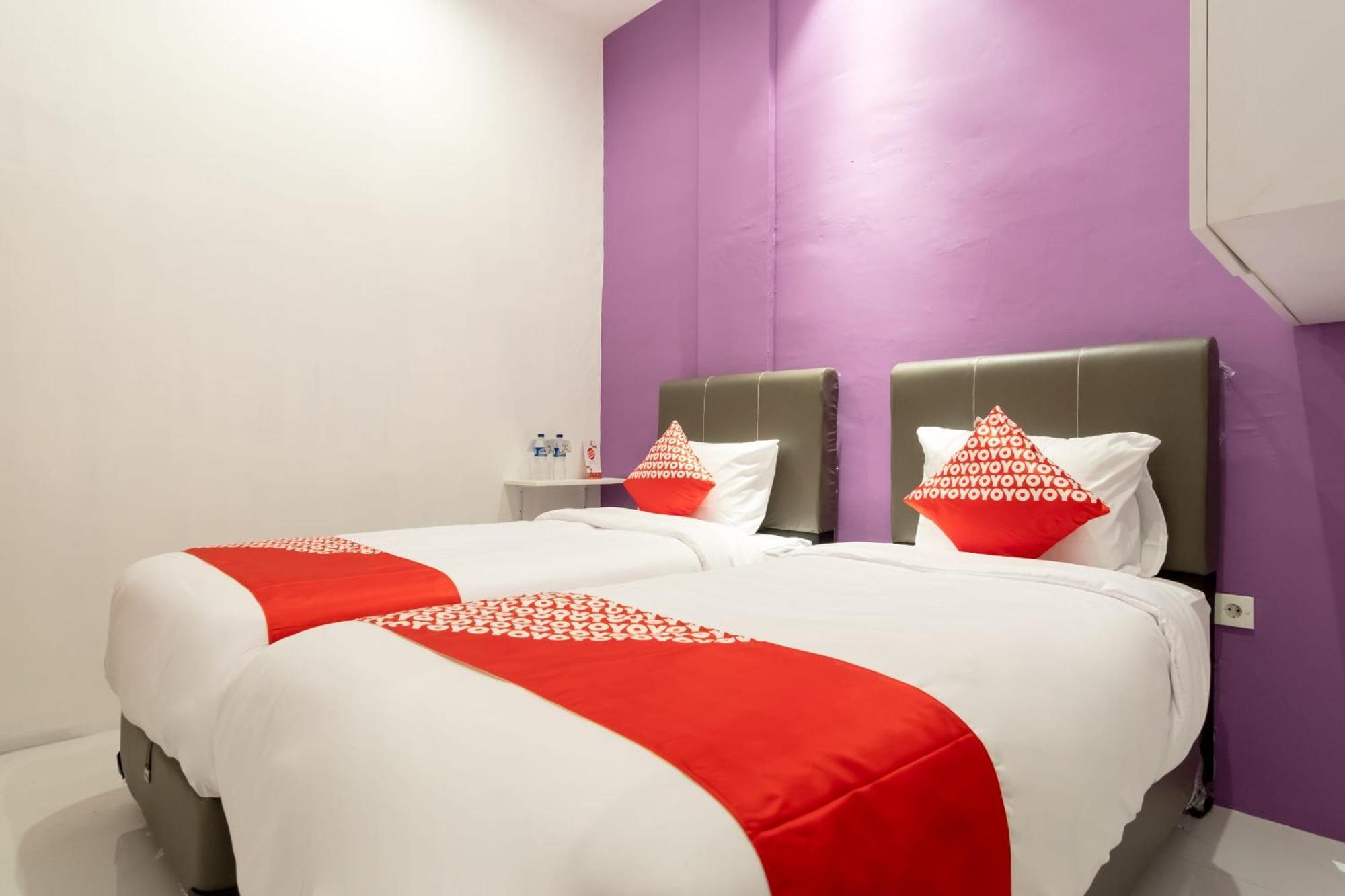 Super Oyo 839 Royal Guest House Medan Luaran gambar