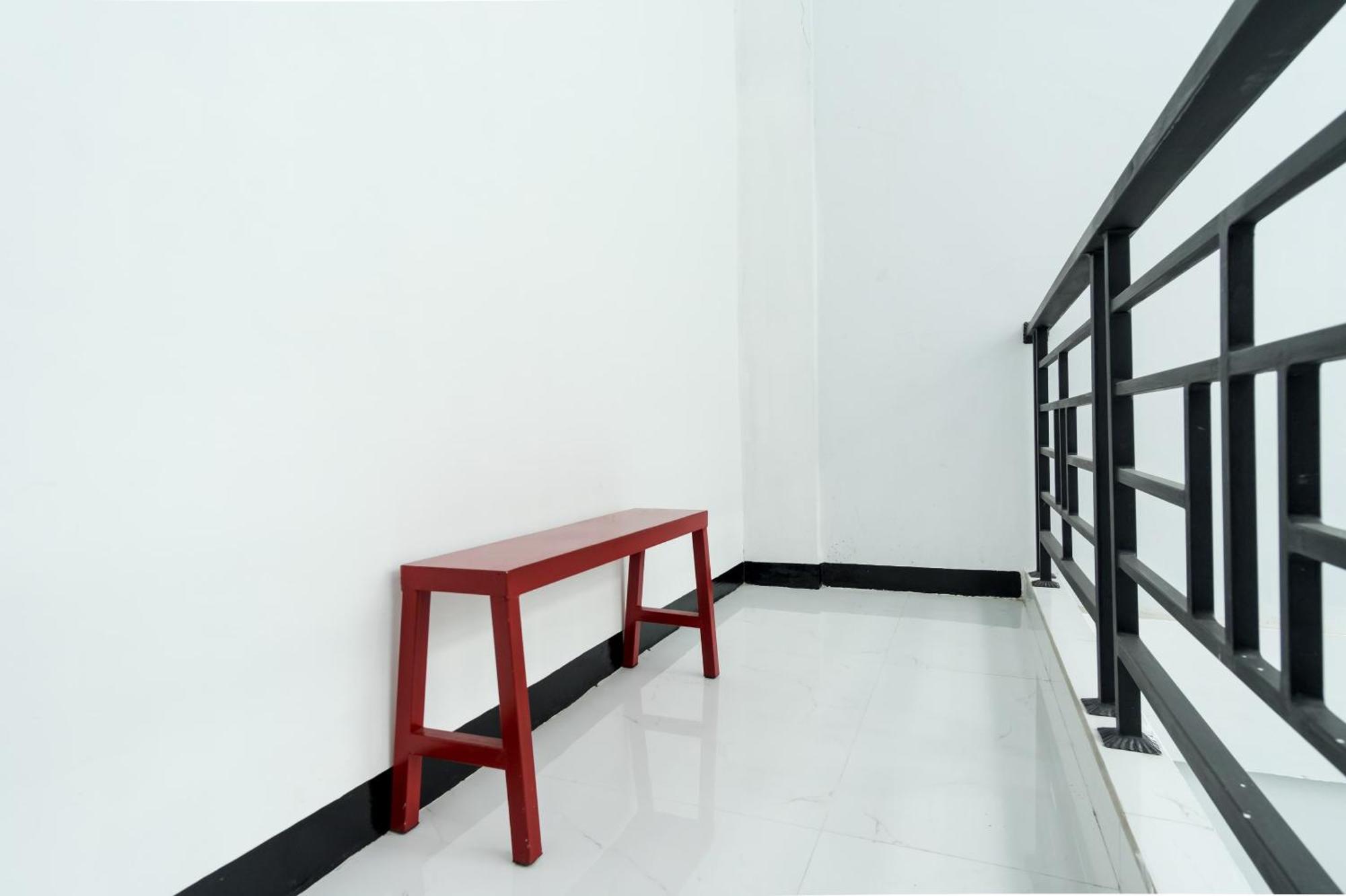 Super Oyo 839 Royal Guest House Medan Luaran gambar