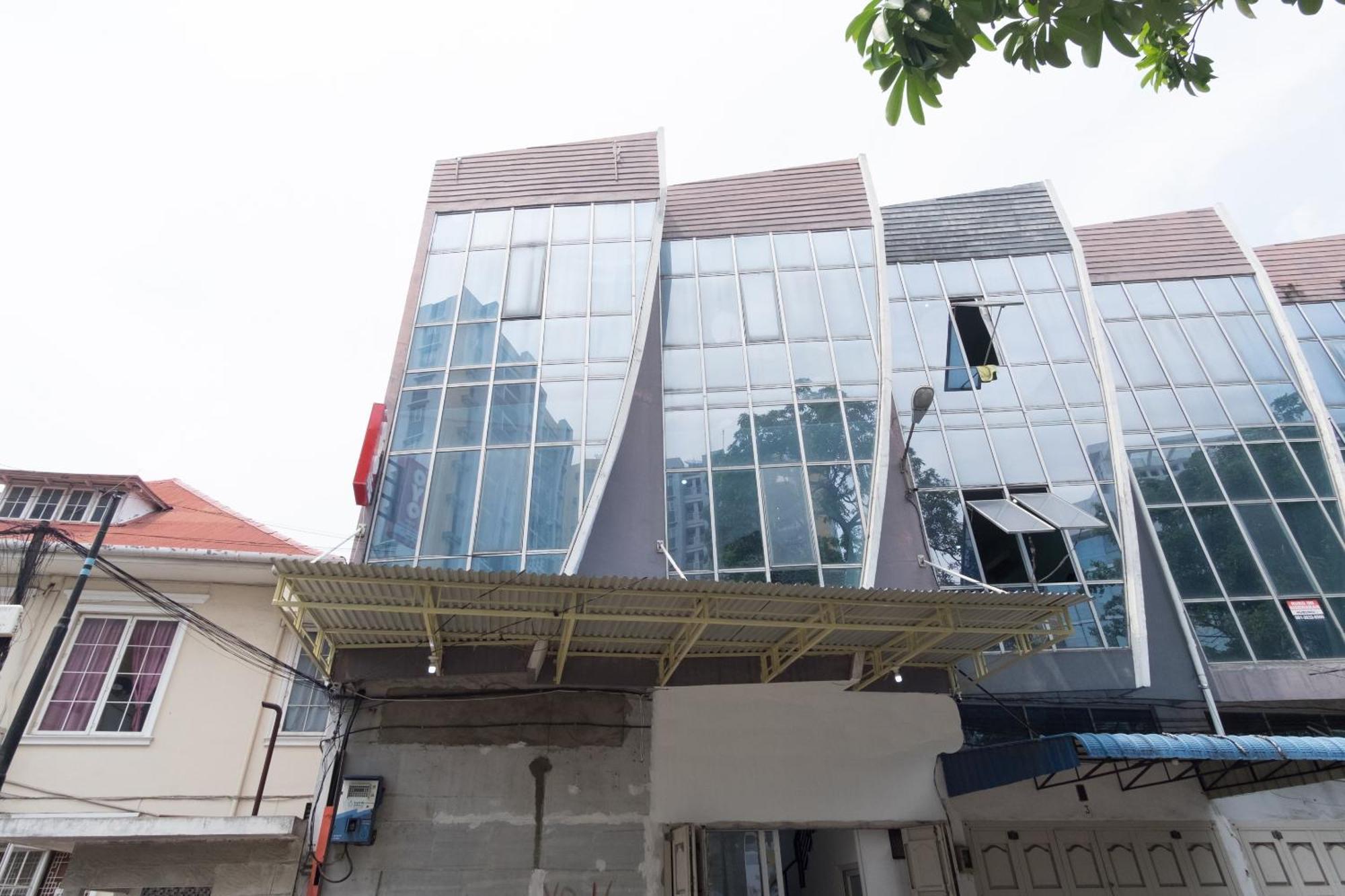 Super Oyo 839 Royal Guest House Medan Luaran gambar