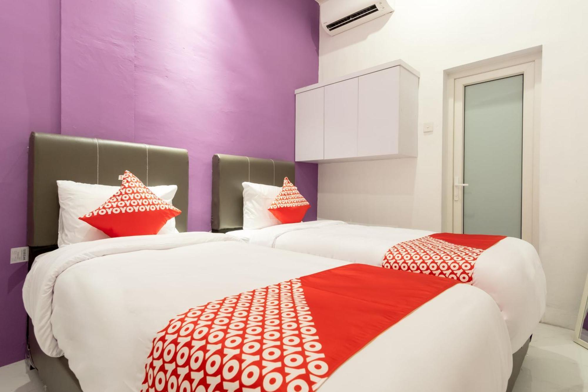 Super Oyo 839 Royal Guest House Medan Luaran gambar
